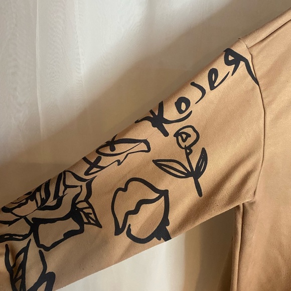 Sweatshirt - Picture 2 of 4